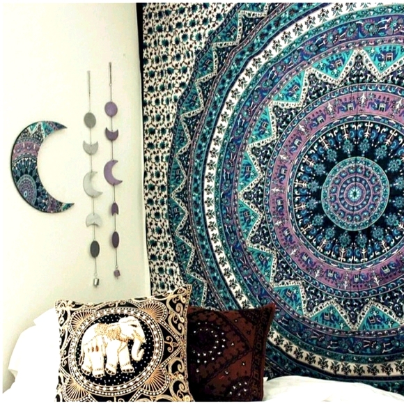 HUGE Wall Tapestry Hanging Art Mandala - Picture 2 of 7